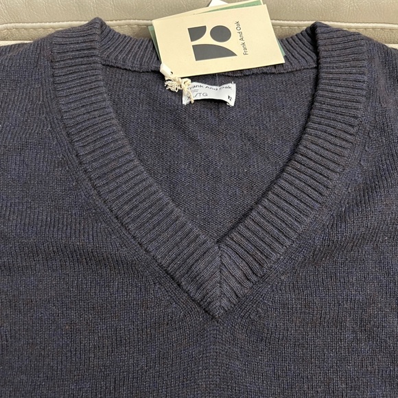 NWT - Frank & Oak V Neck Yak Wool Merino Wool Blended Women’s Sweater - XL - Picture 3 of 8